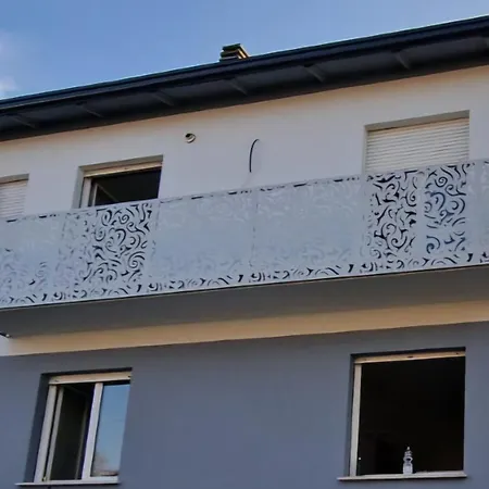 Appartamento Casa Emanuela 1 *